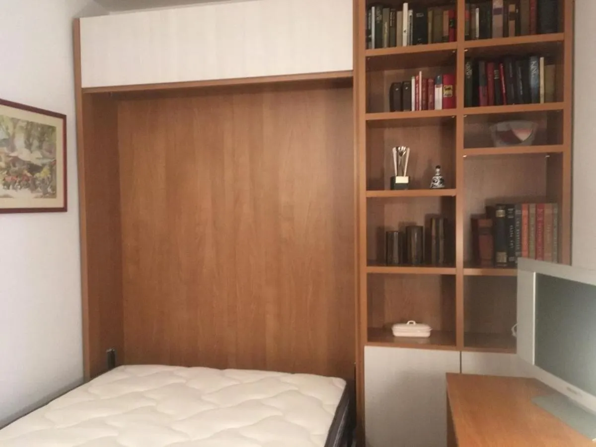 Apartment Apartament Flamisell La Pobleta de Bellvei Spain